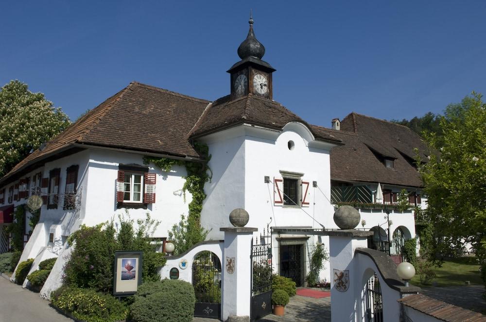 Hotel Schloss Leonstain Pörtschach am Wörthersee 외부 사진